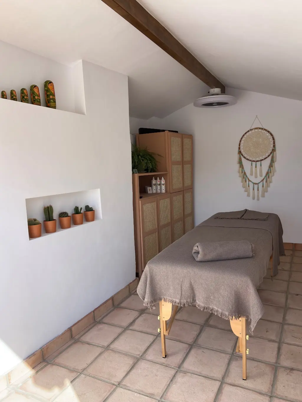Massage therapy room